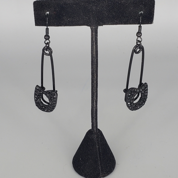 Black Rhinestone Paperclip Earrings - Picture 1 of 5